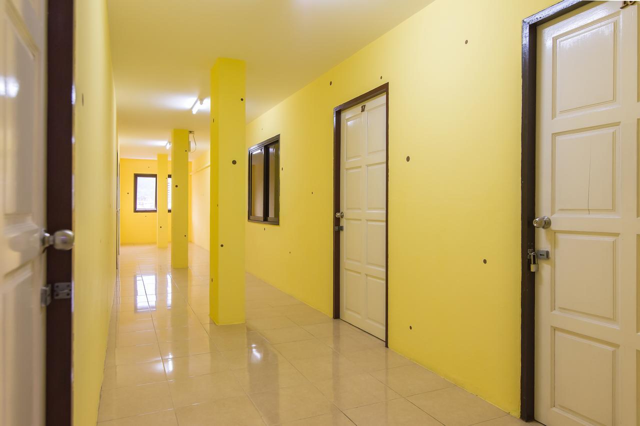 Full stop. Hostel Patong Exterior foto
